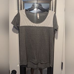 LuLaRoe short sleeve t-shirt